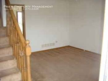 315 N Clinton St - Photo 2 of 5