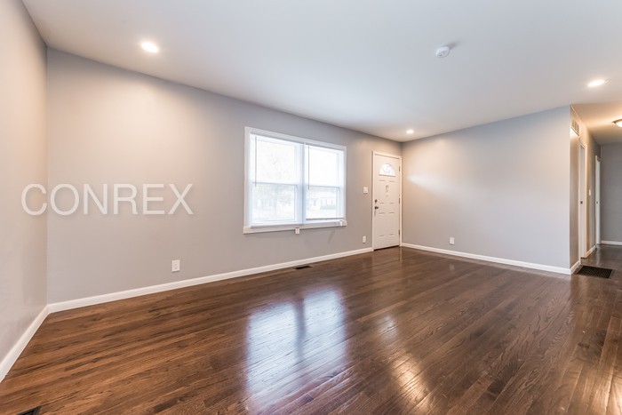 400 N Ponca Dr - Photo 2 of 7