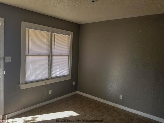 1212 N Marrs St - Photo 3 of 18