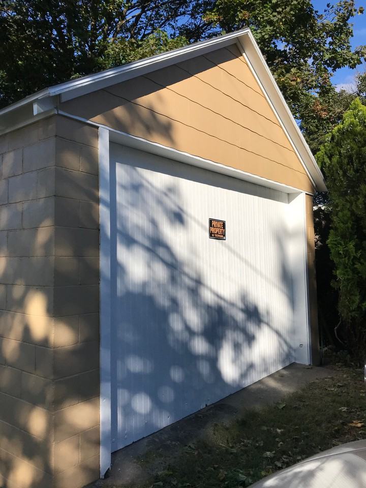 203 N 3rd St - Photo 3 of 17