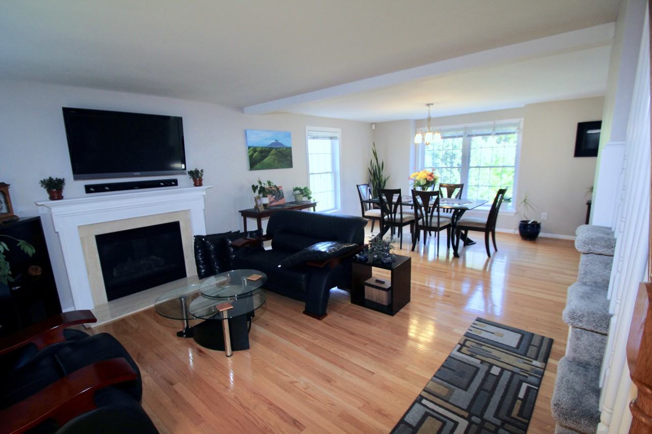 138 Wellington Hill Rd - Photo 3 of 16