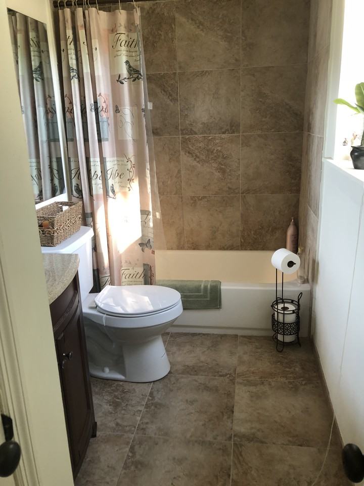 1191 Aspen Grove Rd - Photo 3 of 8