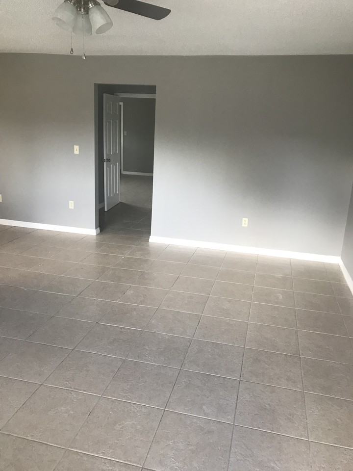 4522 Lynhuber St - Photo 3 of 4