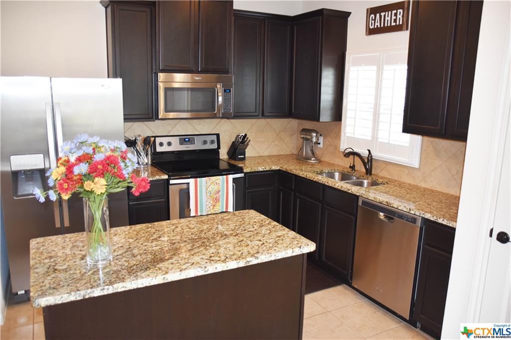 380 Cylamen - Photo 2 of 5