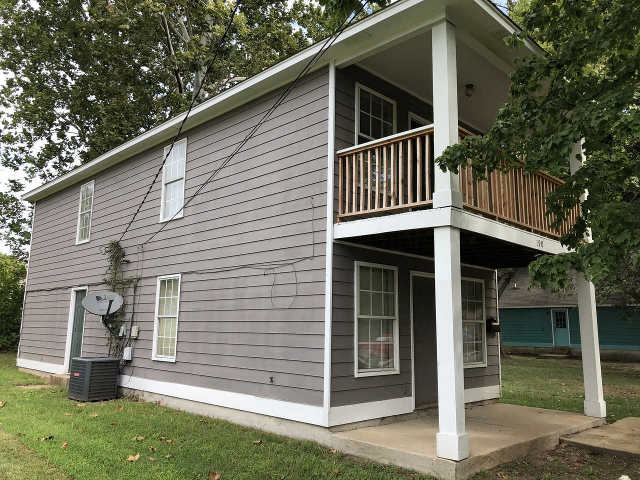 190 Caldwell Ave - Photo 2 of 2