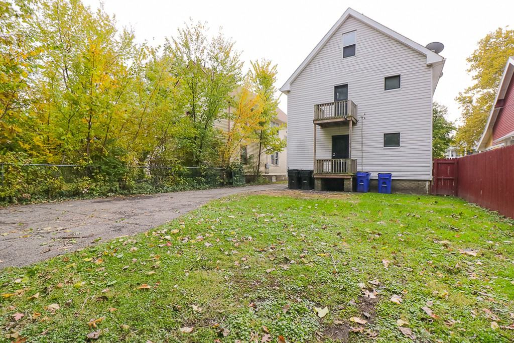 14401 Westropp Ave - Photo 2 of 50