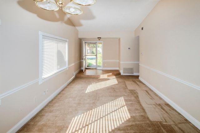 6142 Sandcrest Cir - Photo 3 of 17