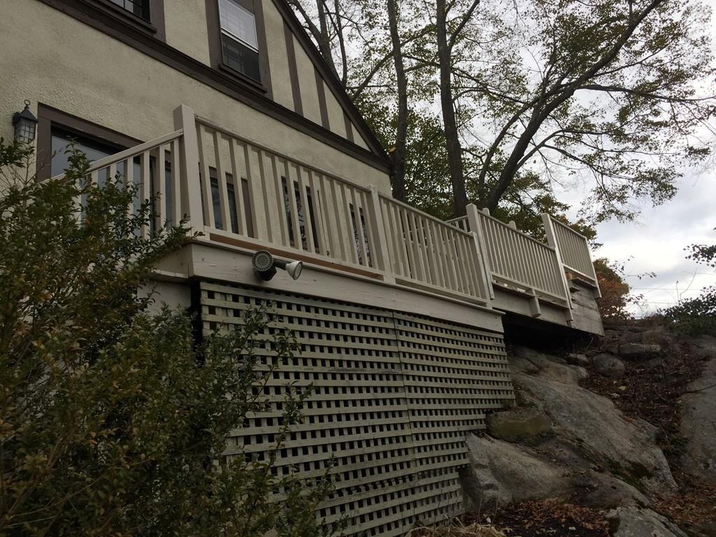 490 Summer St - Photo 2 of 12