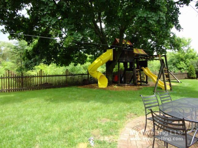 10339 N Versailles Ct - Photo 3 of 19