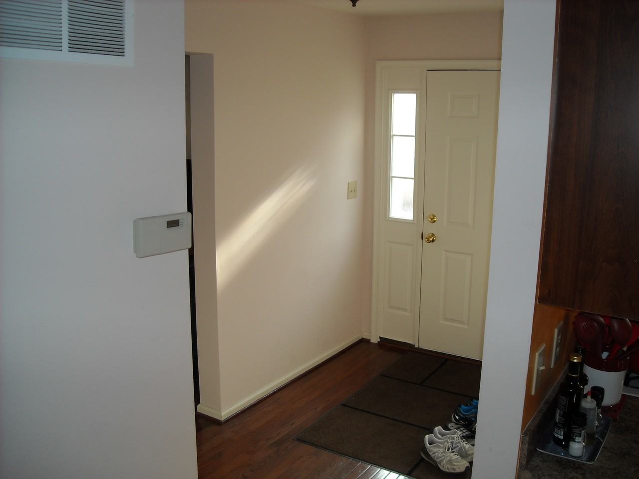 25 Normans Ford Dr - Photo 2 of 16