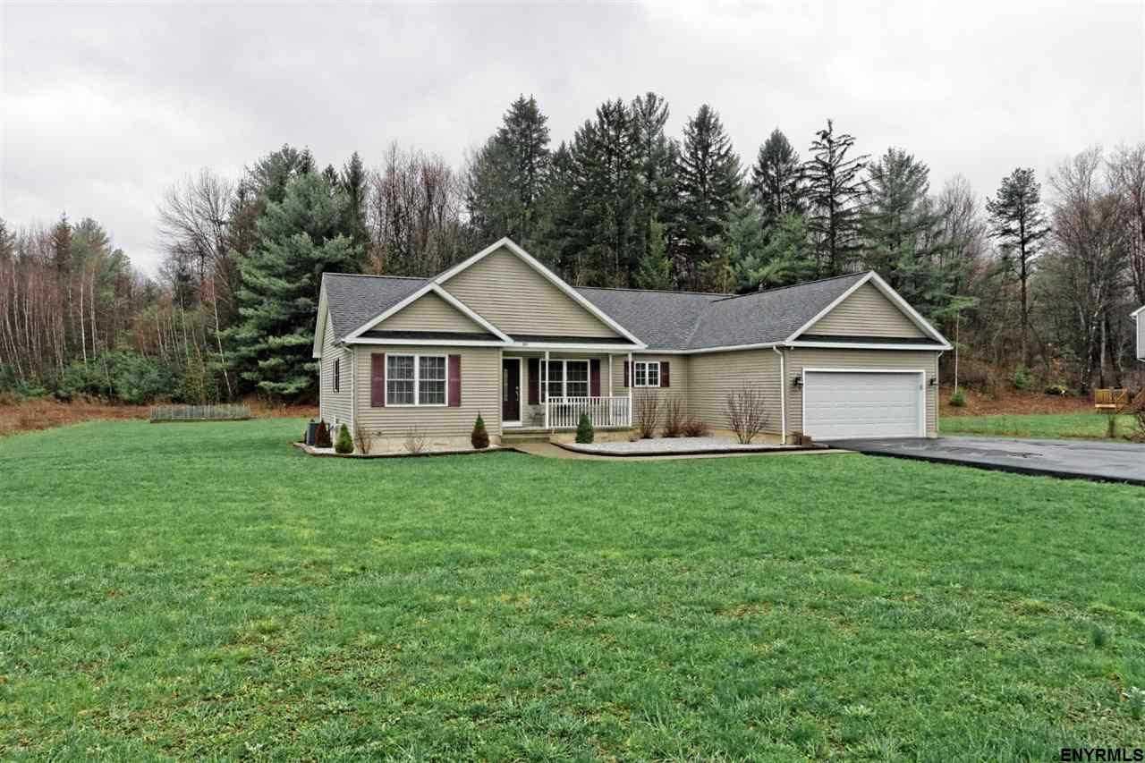 364 Schodack Dr - Photo 2 of 41