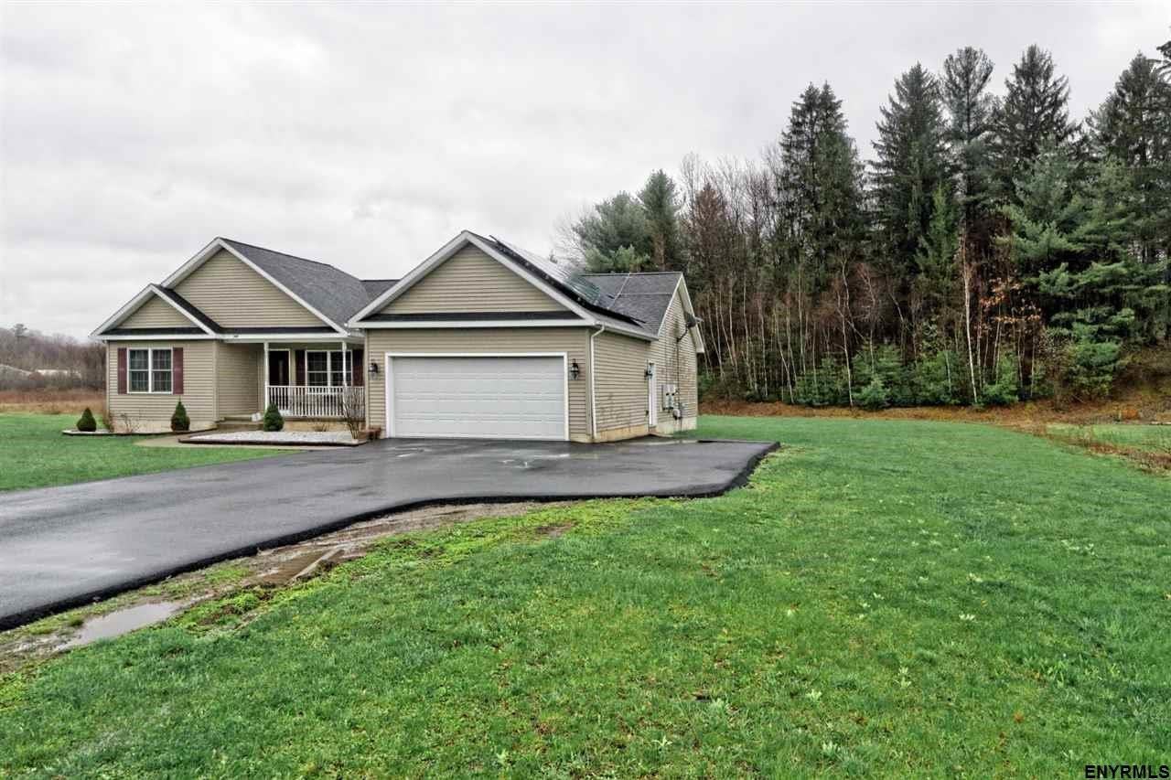 364 Schodack Dr - Photo 3 of 41