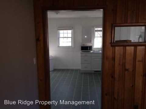 422 Pine St - Photo 3 of 14