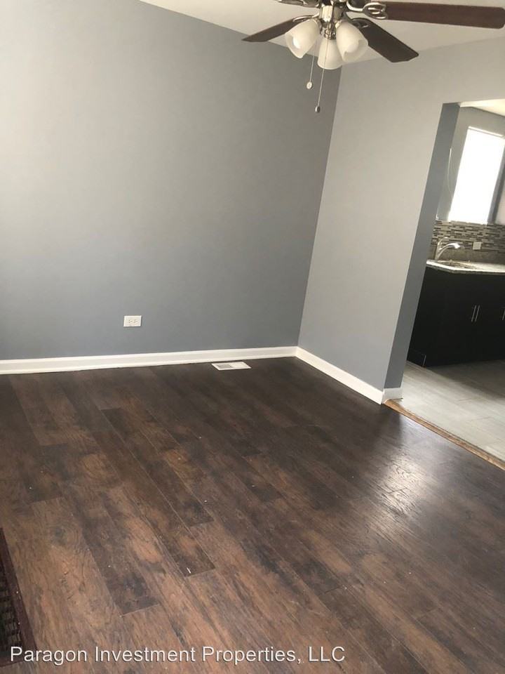 8756 S. Exchange Ave - Photo 3 of 6