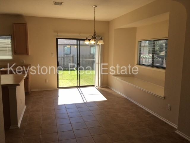 1764 Bayland St - Photo 3 of 11
