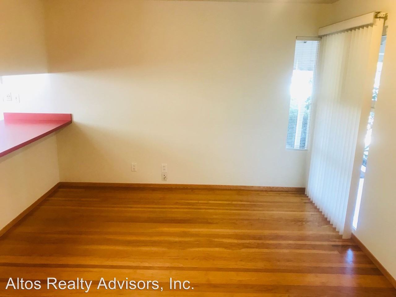 738 Bantry Ct - Photo 3 of 22