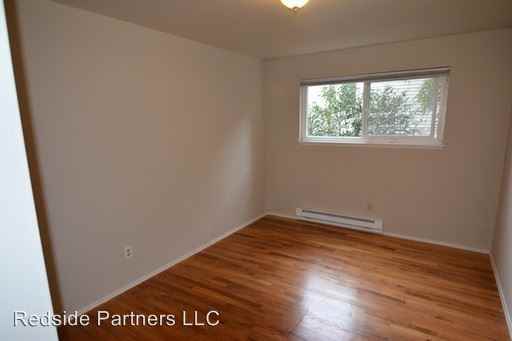 1222 Taylor Ave N - Photo 3 of 12