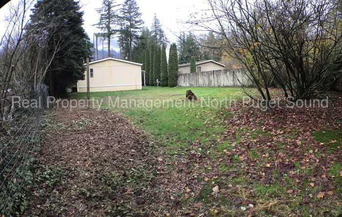 17832 433rd Ave SE - Photo 2 of 10