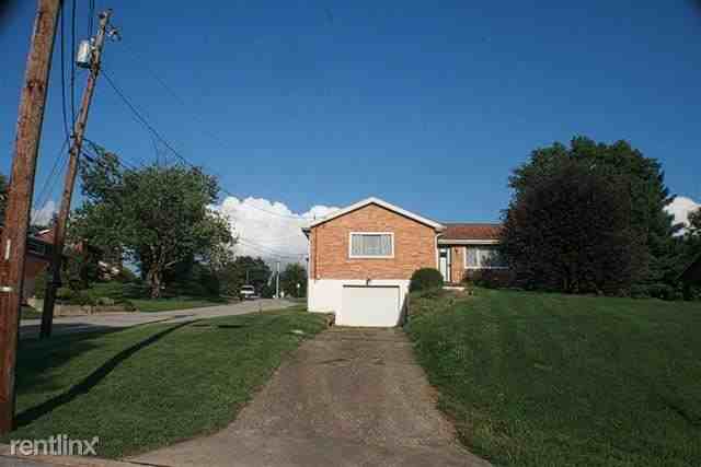 818 Mary St - Photo 2 of 4