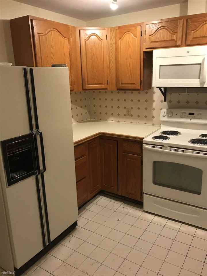 34 Strawberry Hill St - Photo 3 of 7