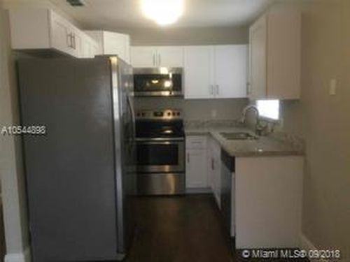 631 Alpine Ave - Photo 2 of 3