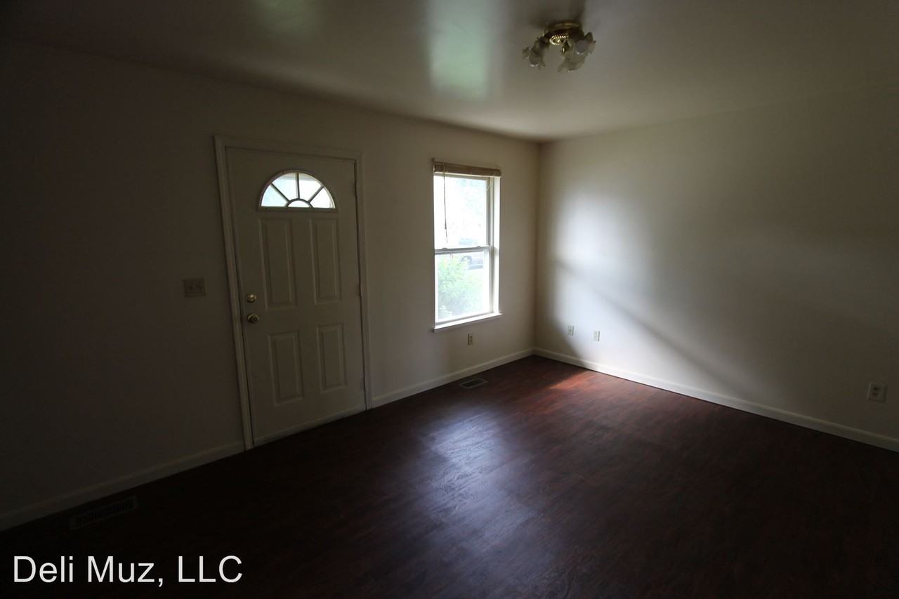 107-111 Read St - Photo 3 of 24