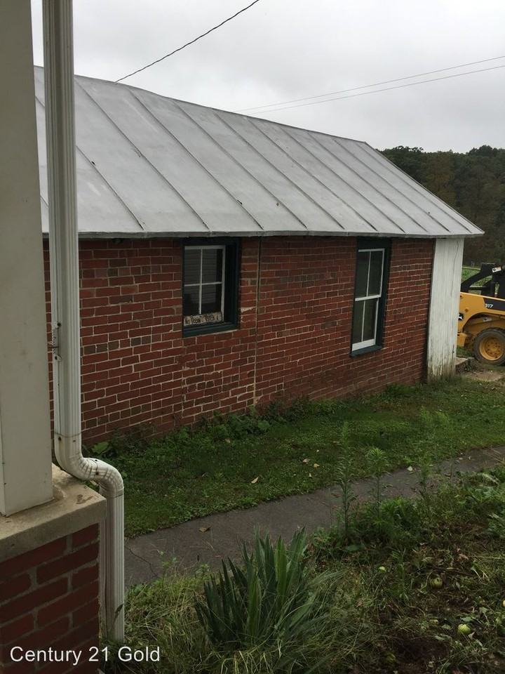 415 415 Memory Lane - Photo 3 of 13