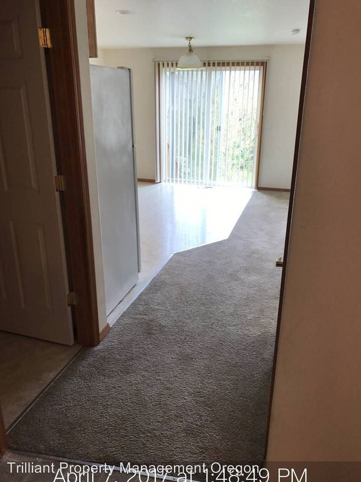 2185-2187 Dorsey Drive - Photo 3 of 20