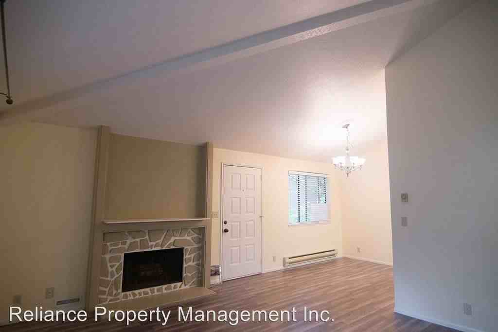 92 Galen St - Photo 3 of 18