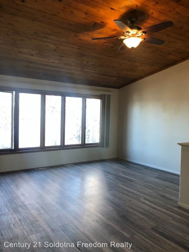 47635 Autumn Rd - Photo 3 of 10