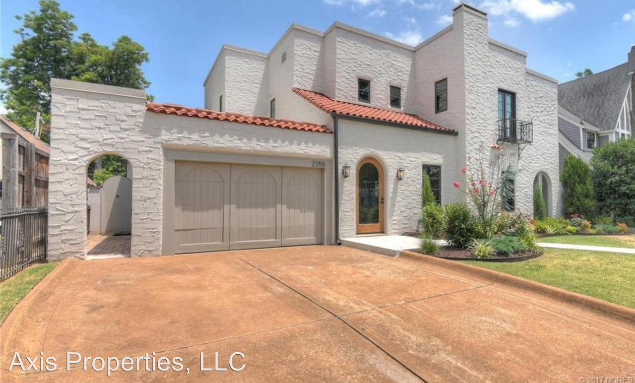 2255 S Troost Ave - Photo 3 of 30