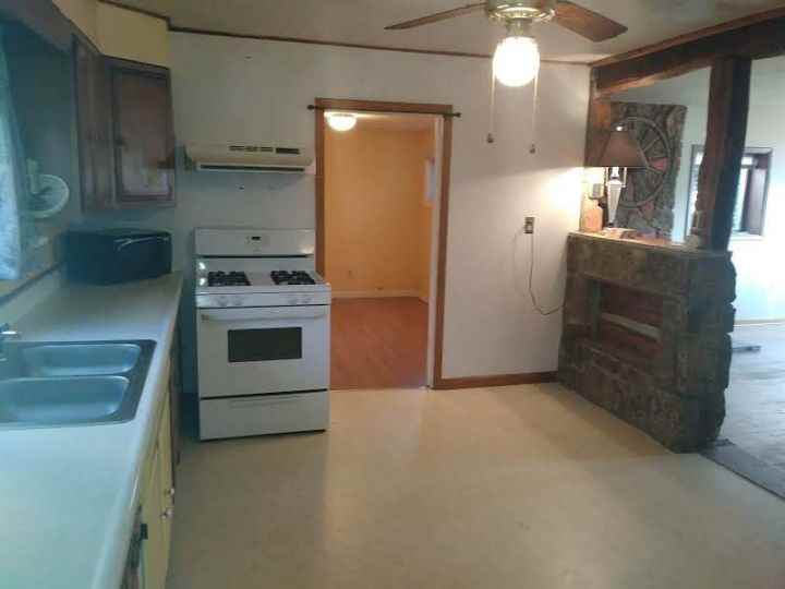 417 Grant Ave S - Photo 3 of 7