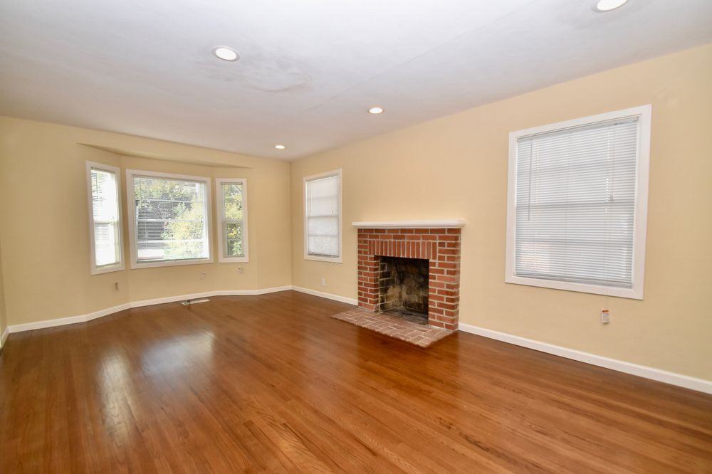 718 Belle Ave - Photo 3 of 15