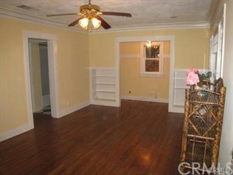 702 S Mentor Ave - Photo 2 of 7