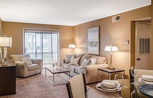 1651 Knollwood Dr. - Photo 6 of 13