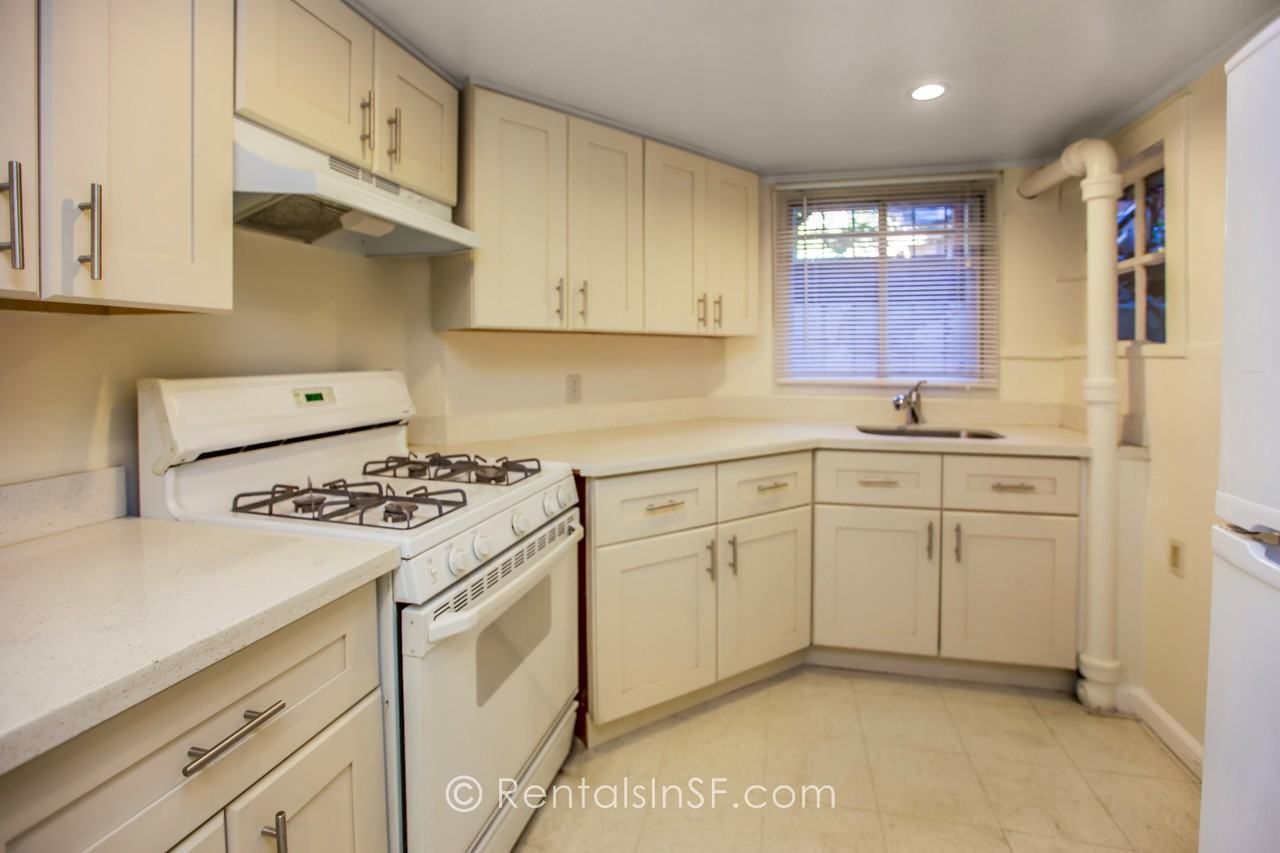 155 Fell St - Photo 2 of 8