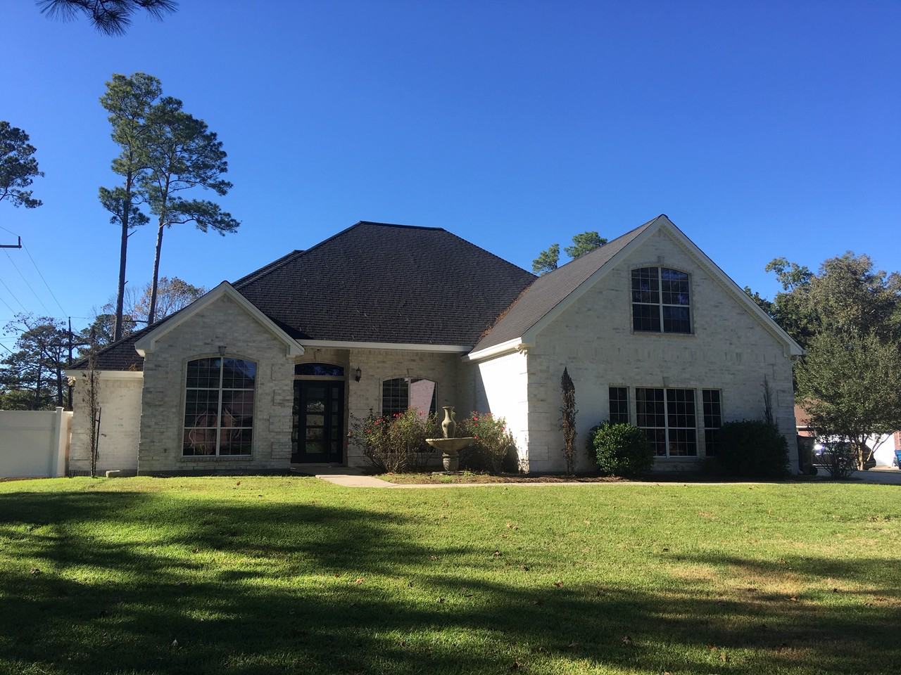 1218 E Pineshadows Dr - Photo 2 of 10