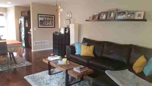 884 Diamond Rim Dr - Photo 3 of 12