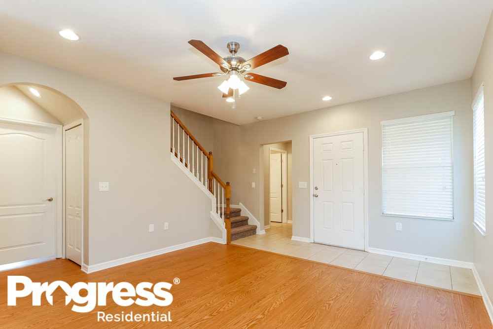 12322 Field Point Way - Photo 2 of 15