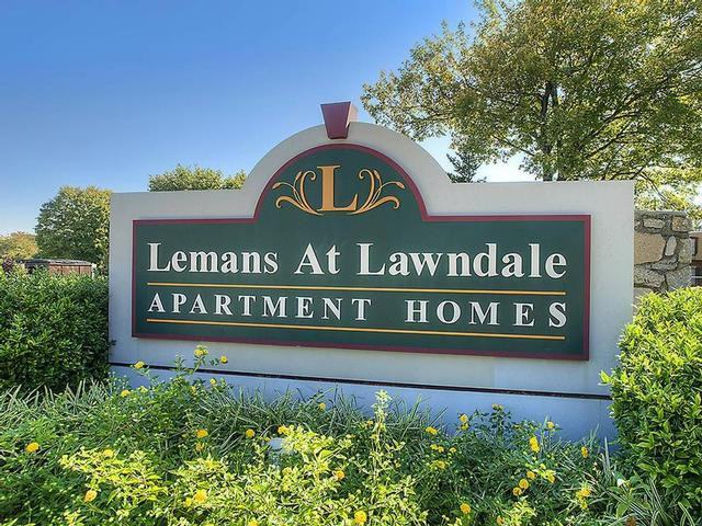 2005 W Cone Blvd - Photo 3 of 4