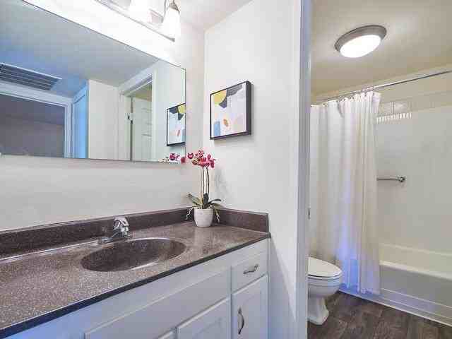 335 Woodlake Dr - Photo 3 of 15