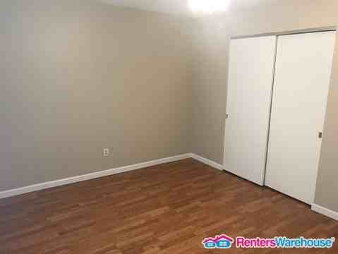 10833 Carroll Wood Way - Photo 3 of 11