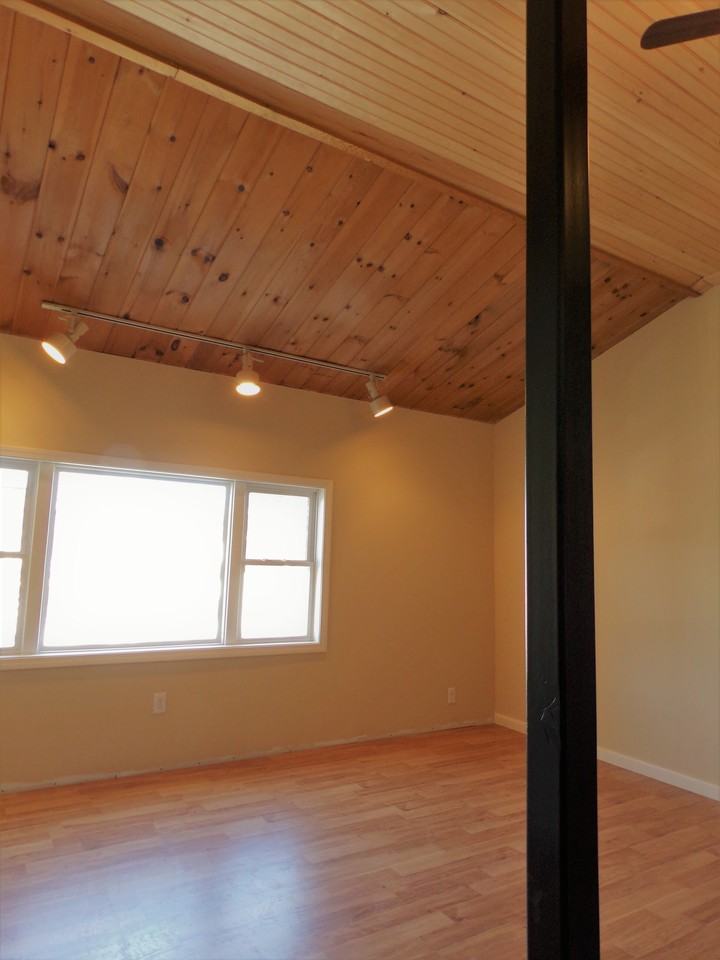 31 Elm St #33BELMST - Photo 2 of 12