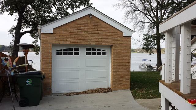 156 Oakwood Dr - Photo 2 of 24