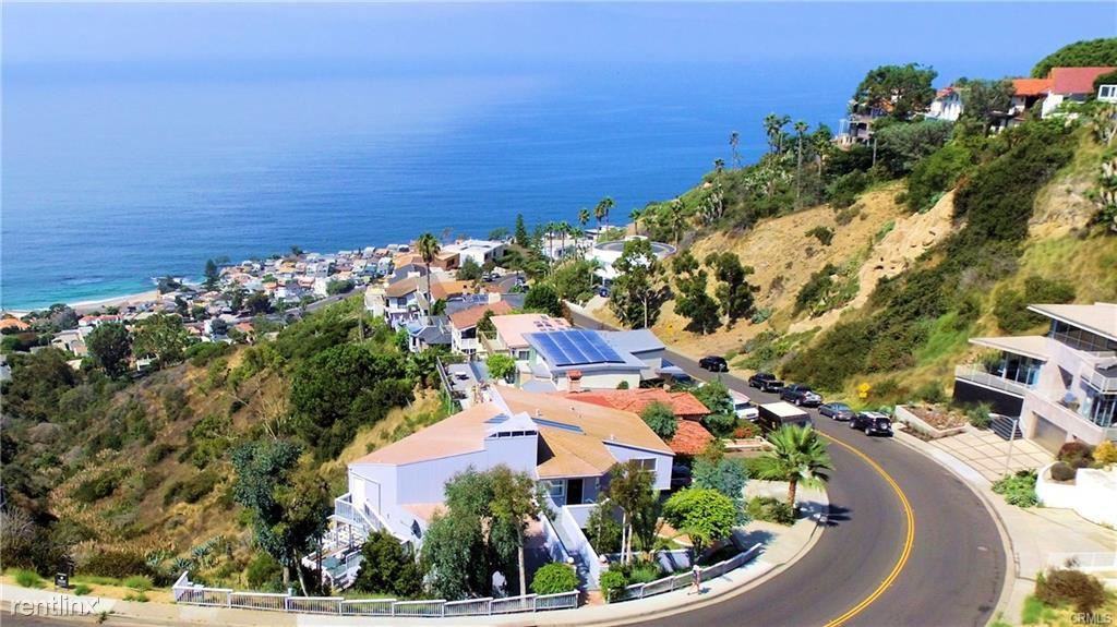 796 Nyes Pl - Photo 2 of 15