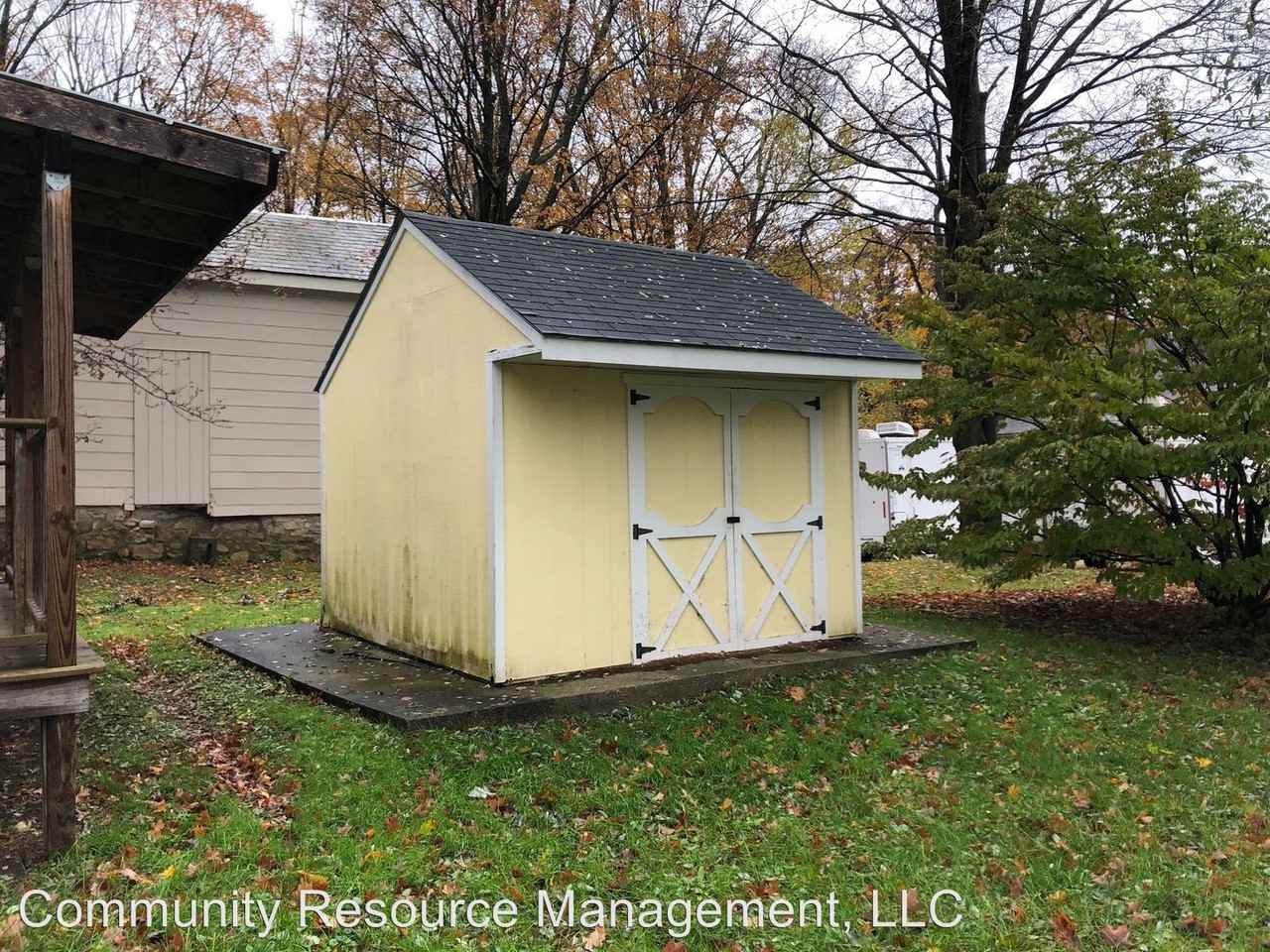 128 Webb St - Photo 3 of 24