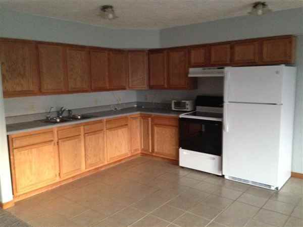 2248 Edna St - Photo 2 of 4