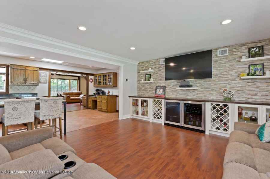 43 Juniper Pl - Photo 2 of 2