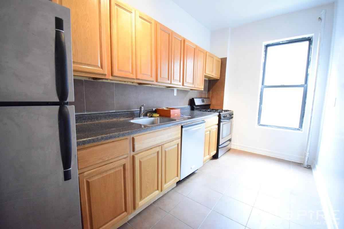 356 St Johns Pl #234R