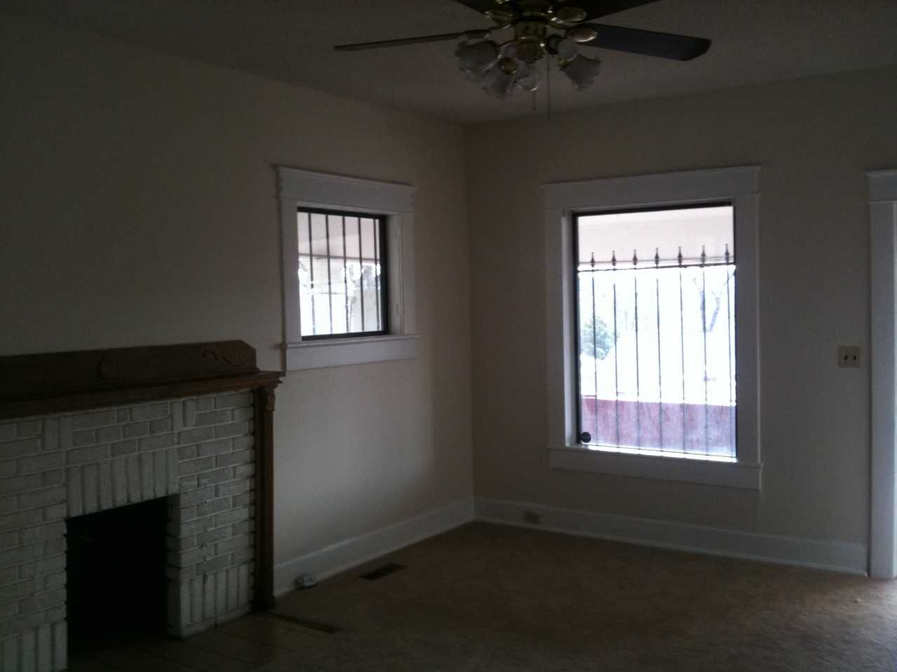 732 8th Ct W - Photo 3 of 11